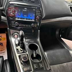 Nissan Maxima